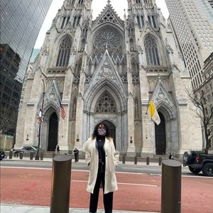 Meet your Posher, Juleny